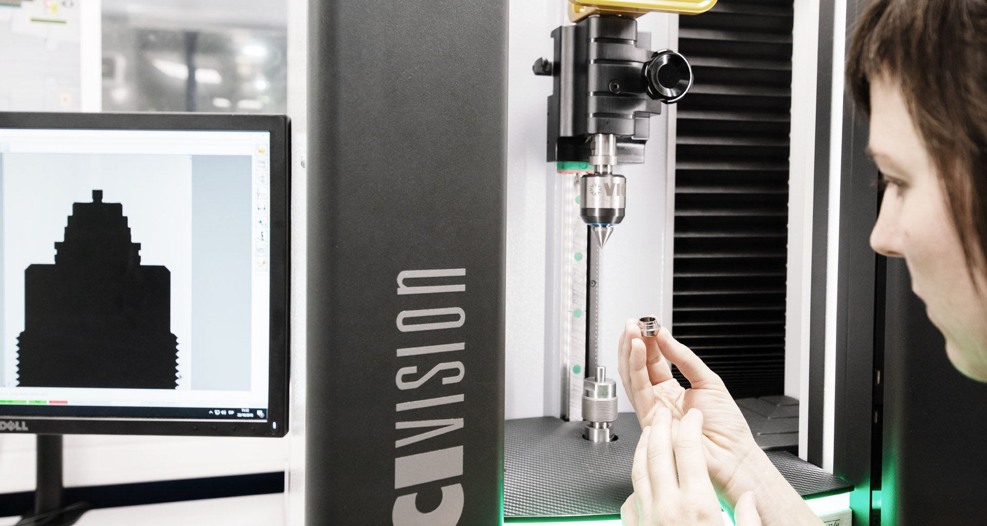 microdeco_operaria_pieza